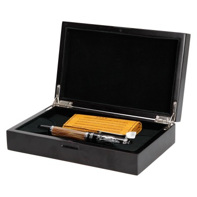 Ekskluzywne pióro w pudełku drewnianym 0473 Ekskluzywne pióro w pudełku drewnianym 0473